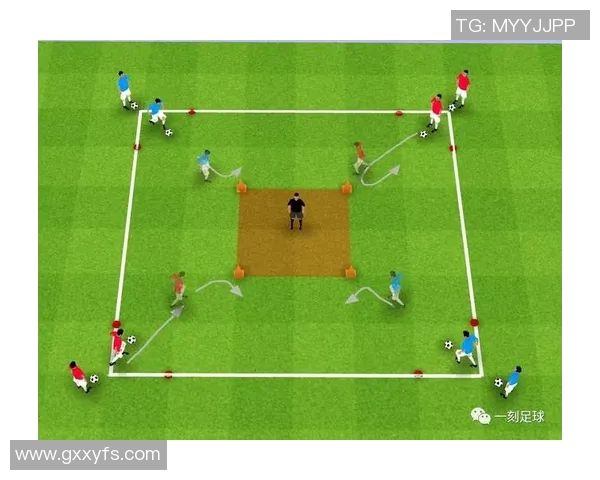 足球球星教球模式的起源与发展历程解析