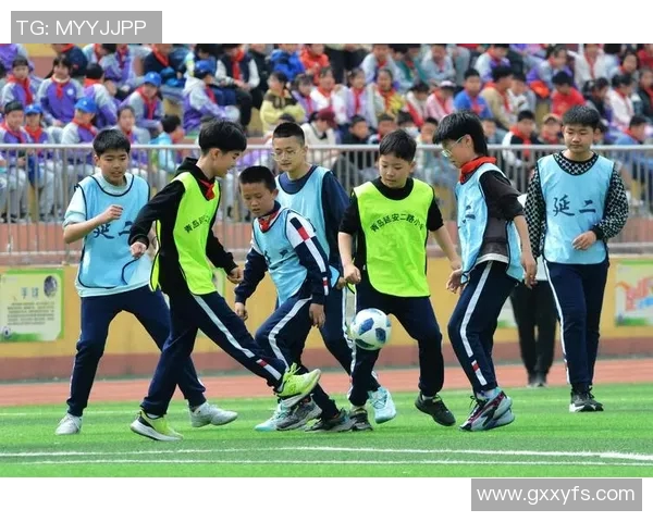 绿茵激情燃烧瞬间见证足球巨星赛场风采